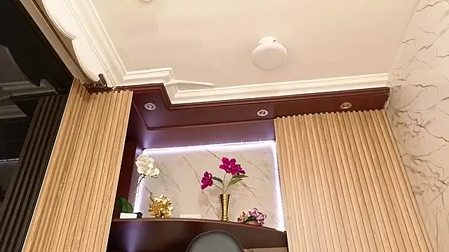 AmberNix online show from 02.02.26