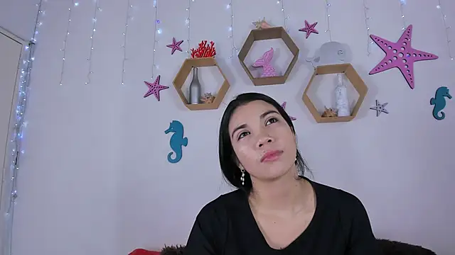 Emiily Parkerr online show from 12.28.24