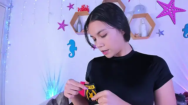 Emiily Parkerr online show from 10.15.25