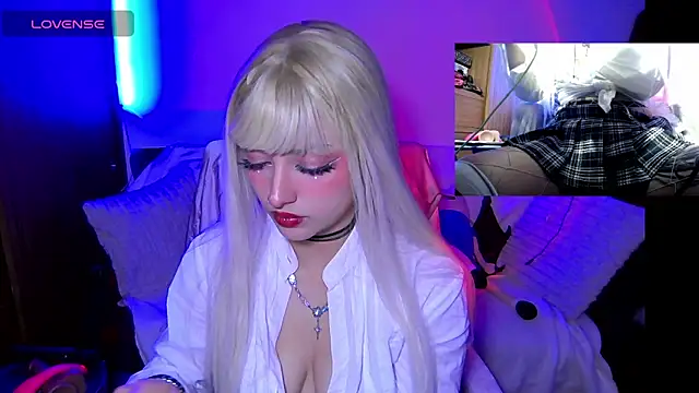 HollyDominic online show from 11.06.25