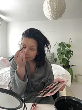 Off  Melonenmandy online show from 03.22.25