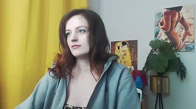 juicyNadine online show from 12.18.24