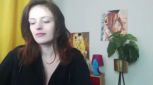 juicyNadine online show from 01.22.25