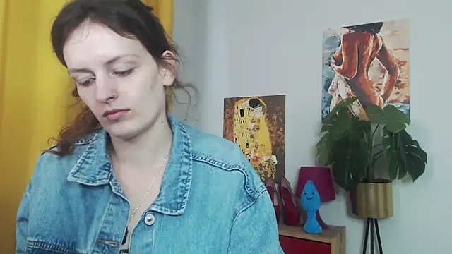 juicyNadine online show from 09.10.25