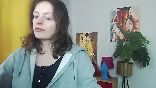 juicyNadine online show from 11.16.25