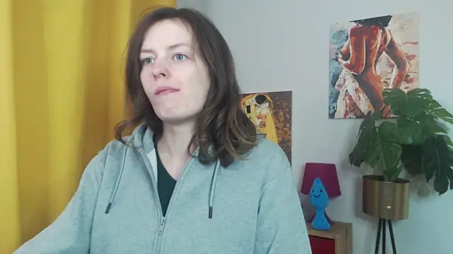 juicyNadine online show from 11.17.25