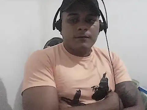 SaucyAffair0 online show from 01.05.25