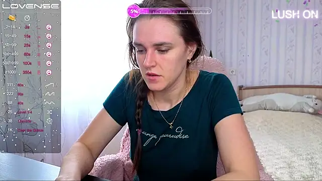 Bella  Swoon online show from 03.30.26