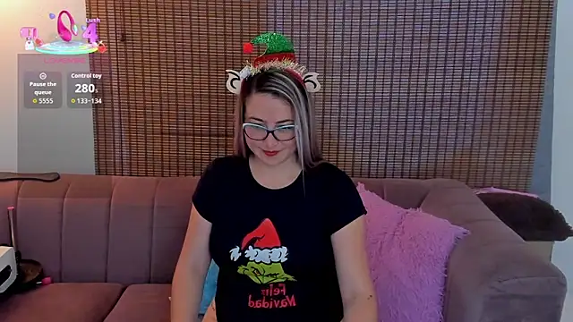 ariana cross online show from 12.02.25