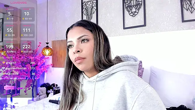 nahomiidasilva  online show from 03.17.25