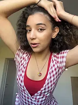 uniquerossie online show from 11.05.25