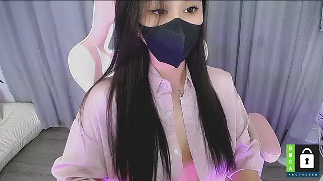 San   San online show from 11.11.25