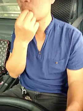 Vanilahirl online show from 11.18.25