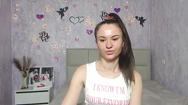 KaraCriegs online show from 02.05.25