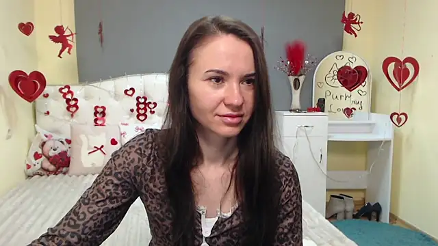 Snapshot of KaraCriegs chatting on 02.03.26 KaraCriegs online show from 02.03.26