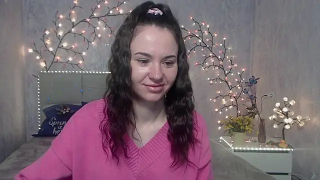 KaraCriegs online show from 04.19.26