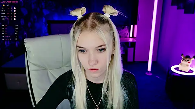 ShhhO O online show from 11.21.25