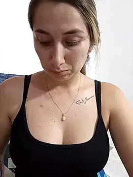 Iris love18 online show from 10.29.25