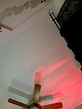 Snapshot of Ina_HotX chatting on 12.08.24 Ina HotX online show from 12.08.24