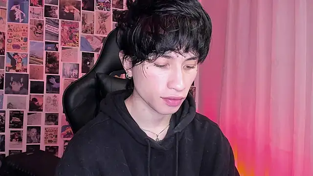 liamelf online show from 10.14.25