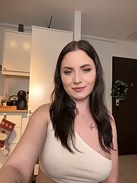 Snapshot of AvaGianna chatting on 12.24.24 AvaGianna online show from 12.24.24