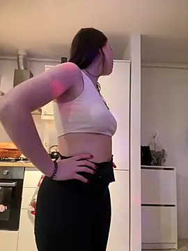 Snapshot of AvaGianna chatting on 12.24.24 AvaGianna online show from 12.24.24