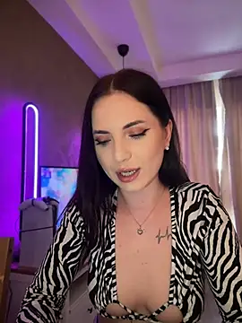 Snapshot of AvaGianna chatting on 03.12.25 AvaGianna online show from 03.12.25