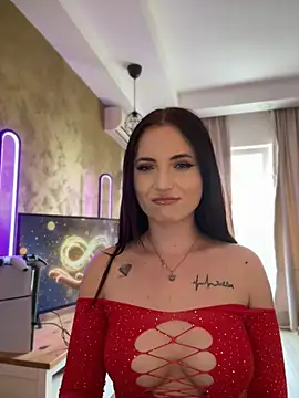 Snapshot of AvaGianna chatting on 03.13.25 AvaGianna online show from 03.13.25