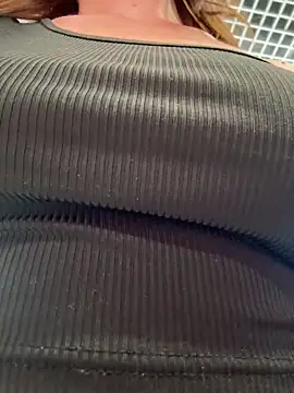 Snapshot of AvaGianna chatting on 09.21.25 AvaGianna online show from 09.21.25