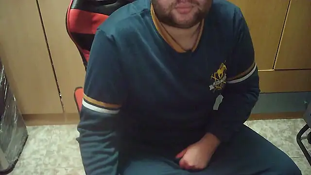 Javier bear online show from 11.21.25