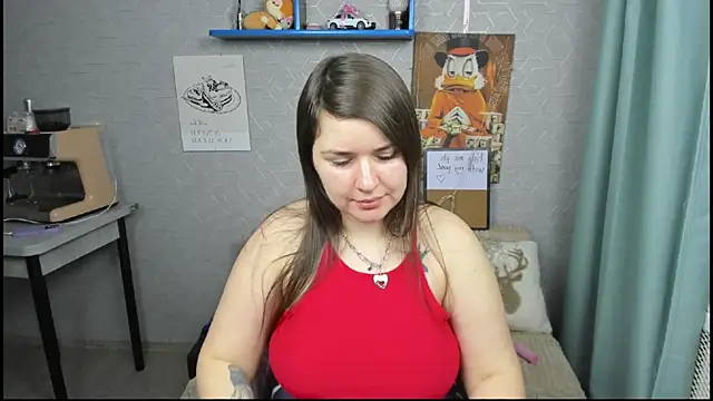 Snapshot of LineraPitts chatting on 03.12.25 LineraPitts online show from 03.12.25