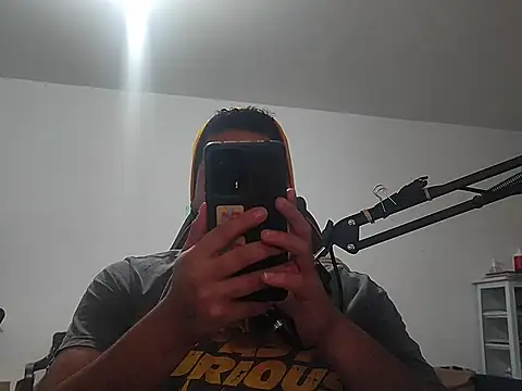 ElferXXX online show from 10.28.25