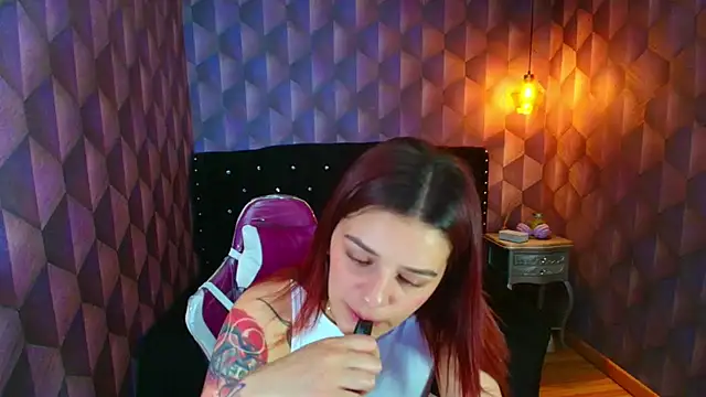 LiaHarryis online show from 11.08.25