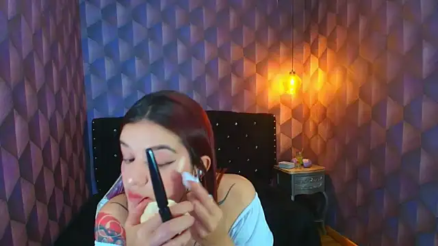 LiaHarryis online show from 11.13.25