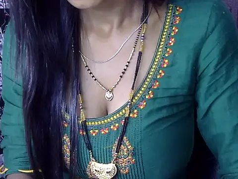 Snapshot of Anjali_Milsi chatting on 10.17.25 Anjali Milsi online show from 10.17.25