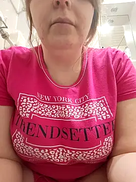 Snapshot of Lady_nice_cat chatting on 02.24.26 Lady nice cat online show from 02.24.26