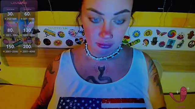 EllieOz online show from 10.17.25