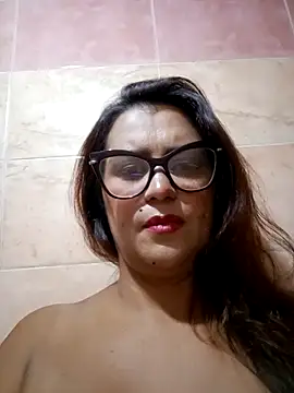 TwoMina online show from 04.17.26