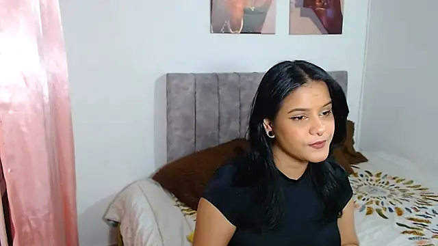Snapshot of JossieGrey chatting on 12.28.24 JossieGrey online show from 12.28.24