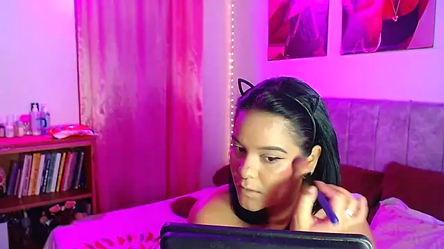 Snapshot of JossieGrey chatting on 02.12.25 JossieGrey online show from 02.12.25