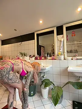 Stella-Kink online show from 02.18.26