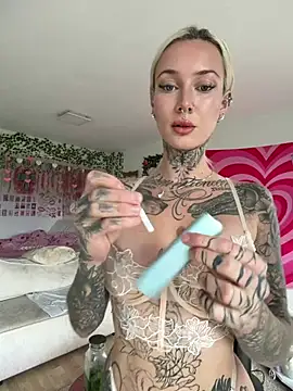 Stella-Kink online show from 07.08.26