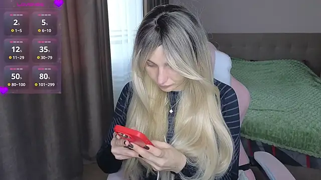 Snapshot of Yoda21 chatting on 11.14.25 Yoda21 online show from 11.14.25