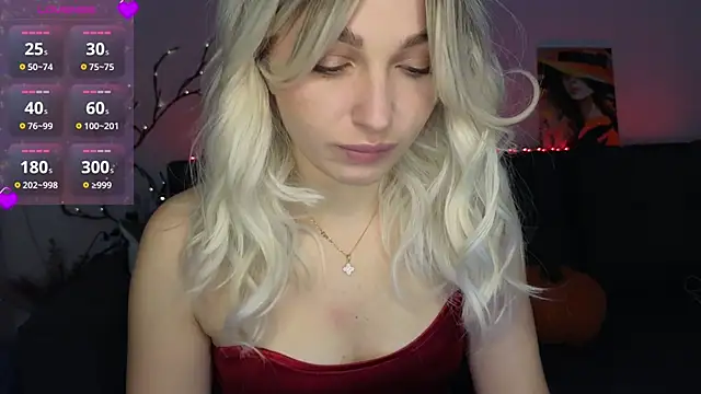 Snapshot of Yoda21 chatting on 11.27.25 Yoda21 online show from 11.27.25