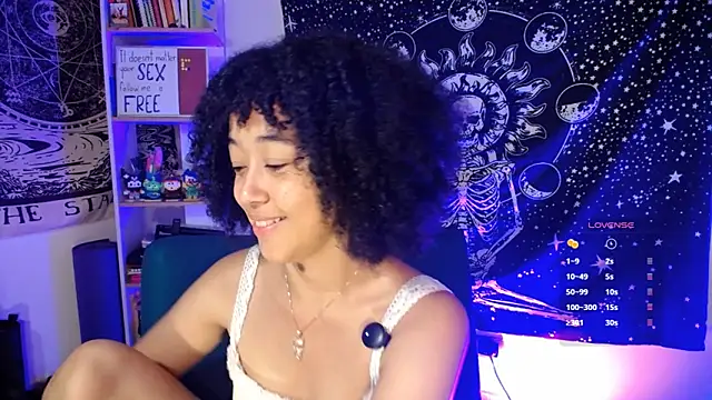 Snapshot of ela_0 chatting on 06.10.26 ela 0 online show from 06.10.26