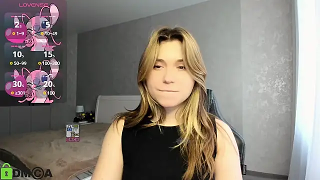 SweetMonicka online show from 12.08.24