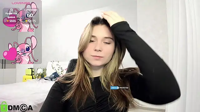 SweetMonicka online show from 01.26.25