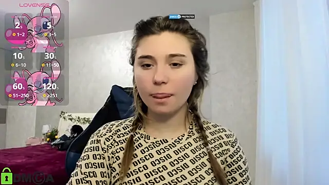 SweetMonicka online show from 02.21.25