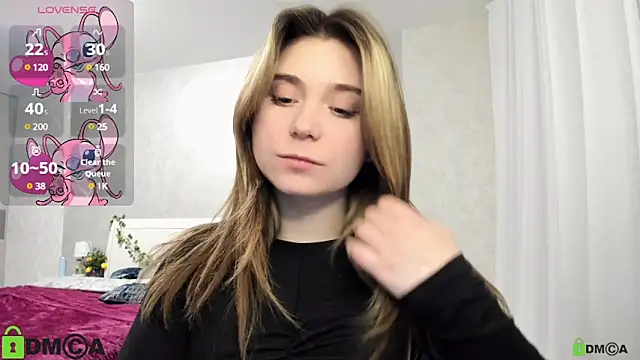 SweetMonicka online show from 02.26.25