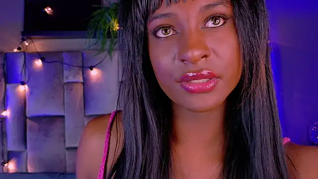 nahomi campbell online show from 10.14.25